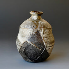 Tokkuri (sake server)/Bud vase