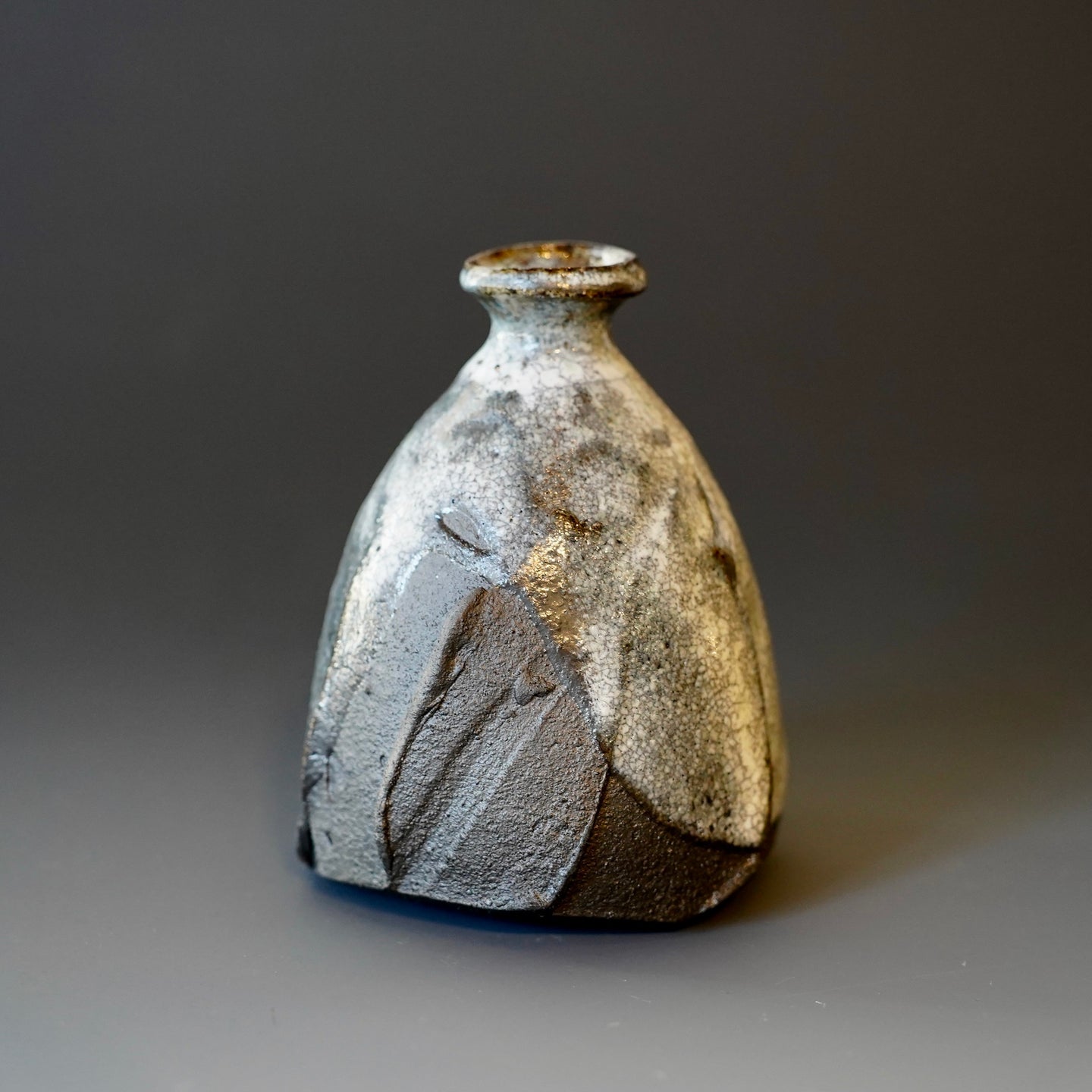 Tokkuri (sake server)/Bud vase