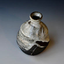 Tokkuri (sake server)/Bud vase