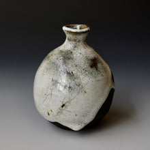 Tokkuri (sake server)/Bud vase