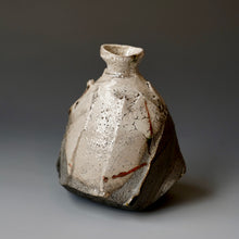 Tokkuri (sake server)/Bud vase