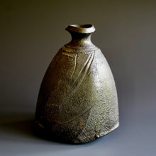Tokkuri (sake server)