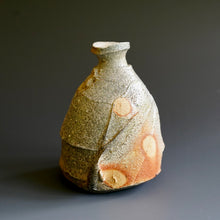 Tokkuri (sake server)