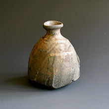Tokkuri (sake server)