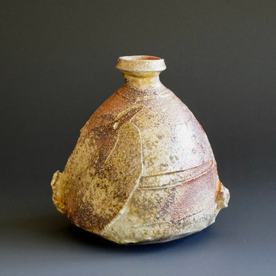 Tokkuri (sake server)/Bud vase