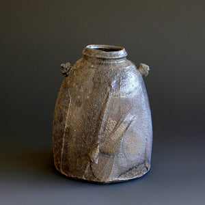 Sculpture / Bud vase