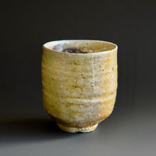 Yunomi (tea cup)