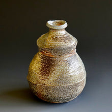 Tokkuri (sake server)/Bud vase